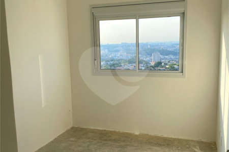 Apartamento à venda com 3 suítes em Jardim Caboré, São Paulo, SP