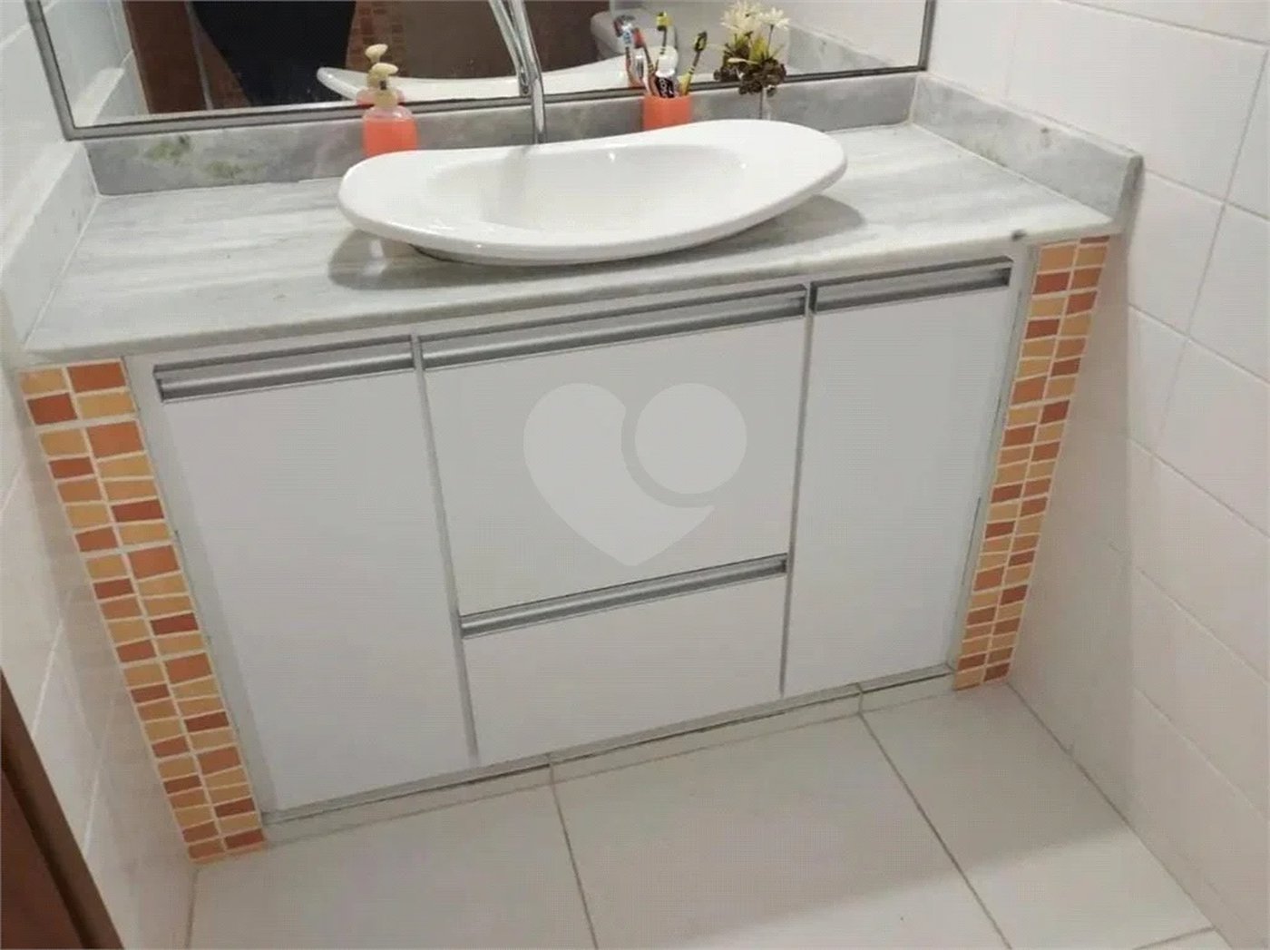 Casa à venda com 3 quartos, sendo 1 suíte, no condomínio Horizonte Azul I, Itupeva - SP