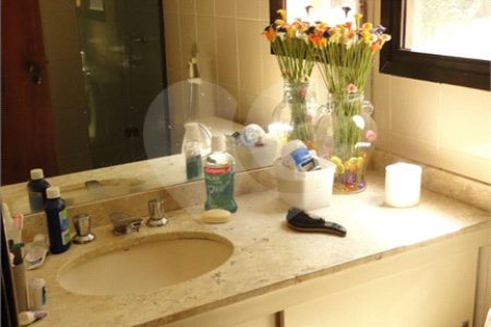 Apartamento à venda com 3 quartos, sendo 1 suíte, em Vila Andrade, São Paulo, SP