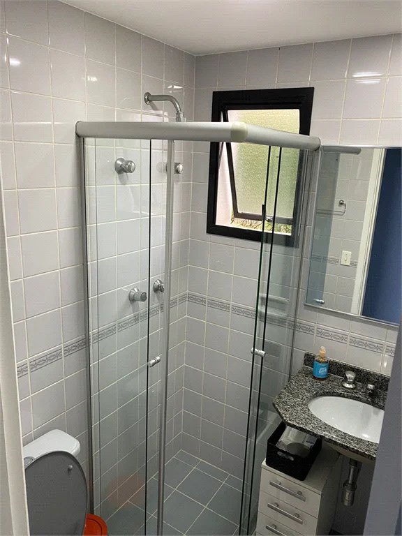Apartamento à venda com 3 quartos, sendo 1 suíte,  em Vila Andrade, São Paulo, SP