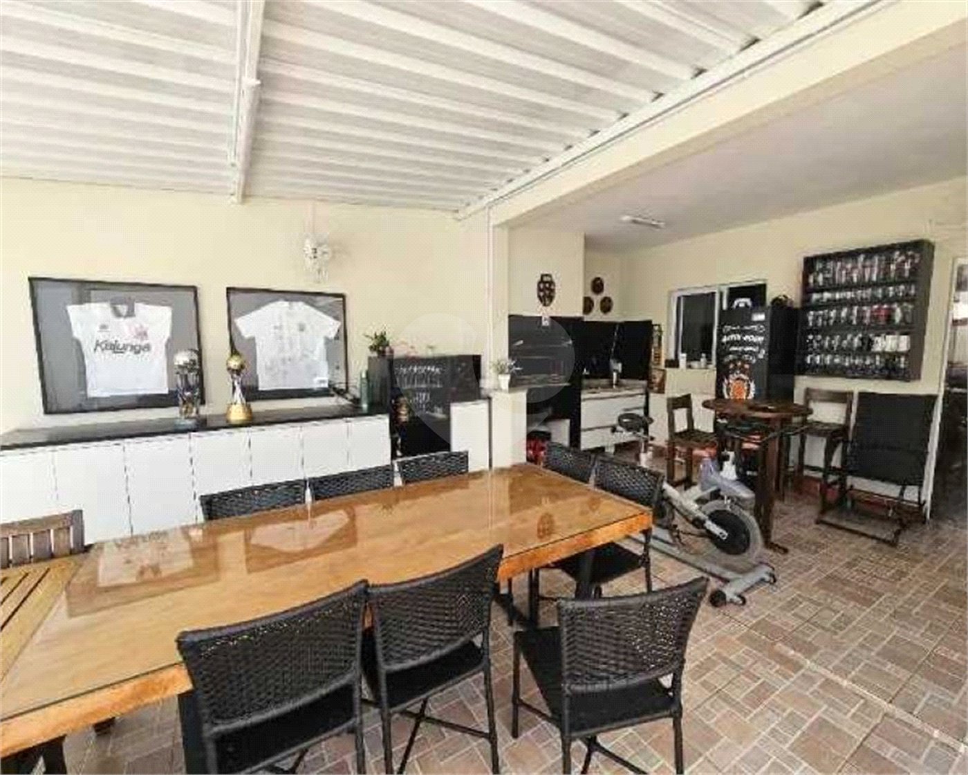 Casa à venda com 4 quartos, sendo 2 suítes,  no condomínio Jd Portugal, Sorocaba - SP