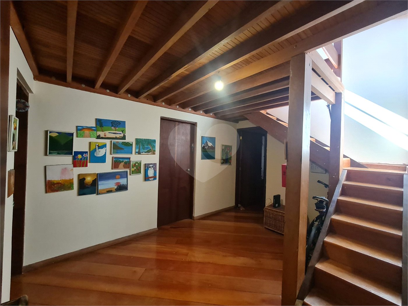 Casa Térrea à venda com 4 quartos, sendo 2 suítes, em Interlagos, São Paulo, SP
