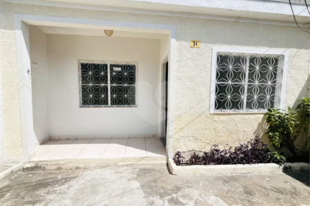 Casa à venda com 3 quartos em Campo Grande, Rio de Janeiro, RJ