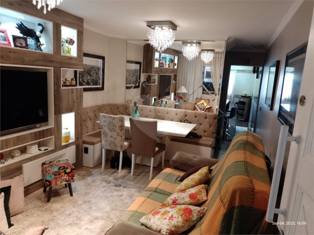 Casa à venda com 2 quartos em Vila Guedes, São Paulo, SP