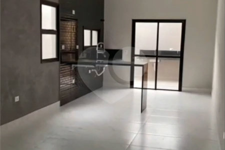 Casa à venda com 2 suítes em Jardim das Cerejeiras, Atibaia, SP