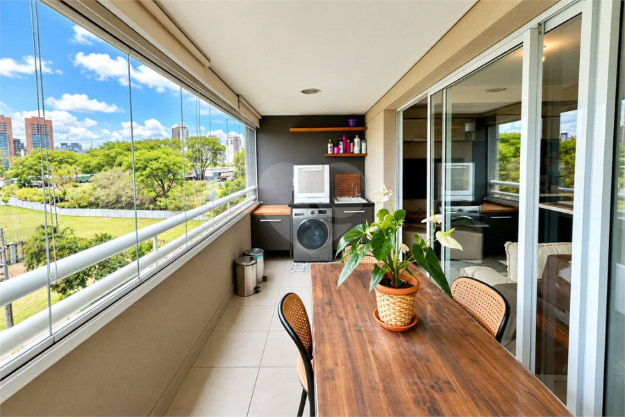 Pompéia - 66 m² | 2 dormitórios (1 suíte) | 1 vaga