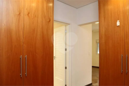 Casa à venda com 4 suítes no condomínio Residencial Morumbi, São Paulo - SP