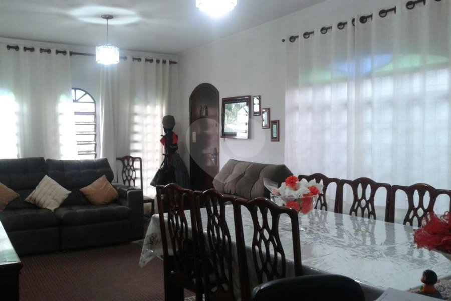 Casa à venda com 3 quartos, sendo 1 suíte, em Tremembé, São Paulo, SP