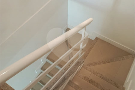 Casa à venda com 3 quartos, sendo 1 suíte, no condomínio Paraíso Classe A, Rio de Janeiro - RJ