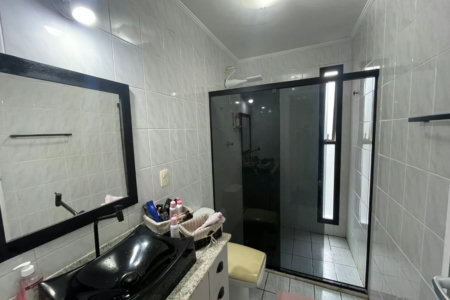 Apartamento 3 dormitórios com 2 suítes, 2 vagas demarcadas, no Embaré, Santos