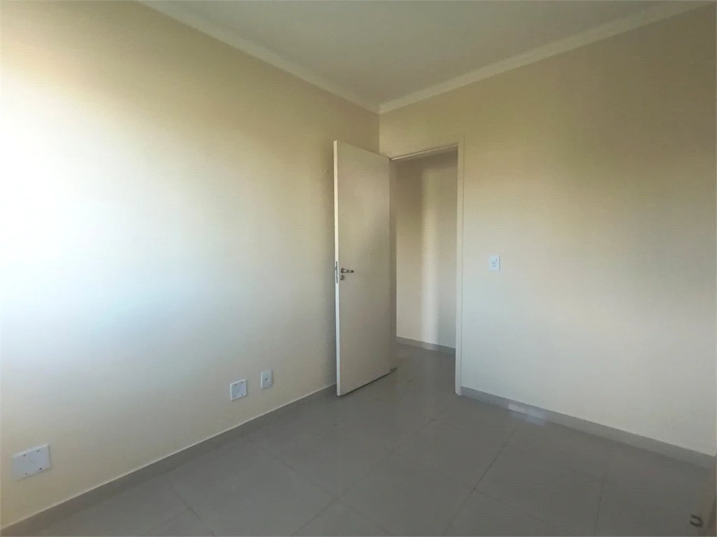 Apartamento à venda com 2 quartos em Parque Ipê, São Paulo, SP