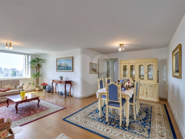Apartamento à venda ou para alugar com 4 quartos, sendo 1 suíte,  em Alto da Boa Vista, São Paulo, SP