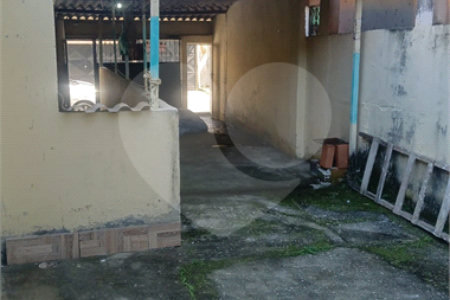 Casa à venda com 3 quartos em Santíssimo, Rio de Janeiro, RJ