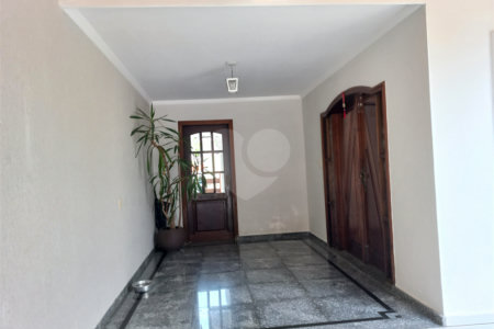 Casa à venda com 3 suítes em Parque Monte Alegre, Taboão da Serra, SP