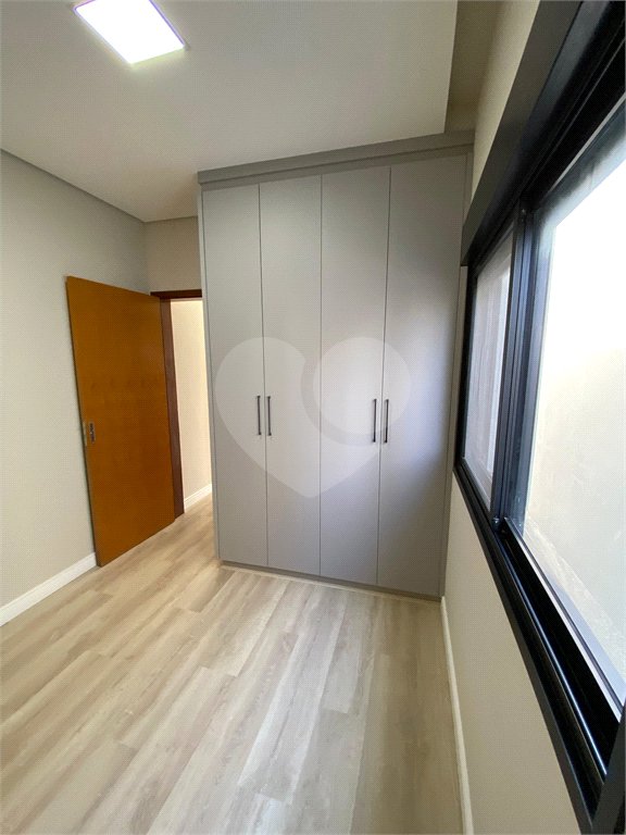 Casa à venda com 3 quartos, sendo 1 suíte, no condomínio Jardim Park Real, Indaiatuba - SP