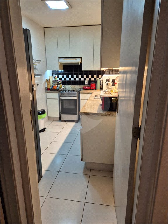 Apartamento à venda com 2 quartos, sendo 1 suíte,  em Copacabana, Rio de Janeiro, RJ