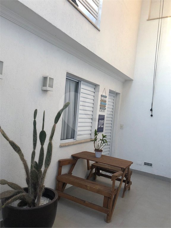 Sobrado à venda com 3 quartos, sendo 2 suítes,  em Vila Nivi, São Paulo, SP
