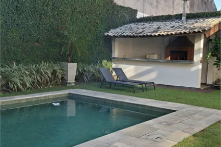 Casa à venda com 5 quartos, sendo 4 suítes, em Butantã, São Paulo, SP