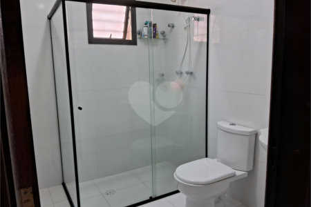 Casa Térrea à venda com 3 quartos, sendo 1 suíte,  em Vila Áurea, Poá, SP