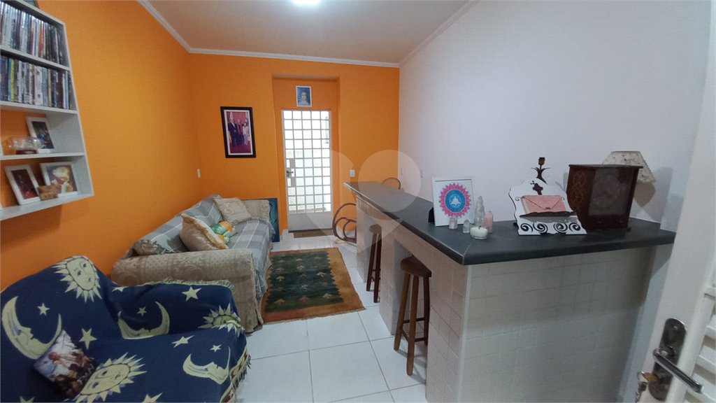 Sobrado à venda com 3 quartos, sendo 1 suíte, em Vila Gomes, São Paulo, SP