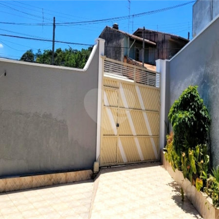 Casa à venda com 3 quartos, sendo 1 suíte, em Jardim Rodeio, Mogi das Cruzes, SP