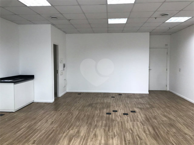 Sala à venda em Chácara Santo Antônio, São Paulo, SP
