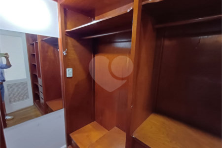 Apartamento à venda com 4 quartos, sendo 1 suíte, em Tijuca, Rio de Janeiro, RJ