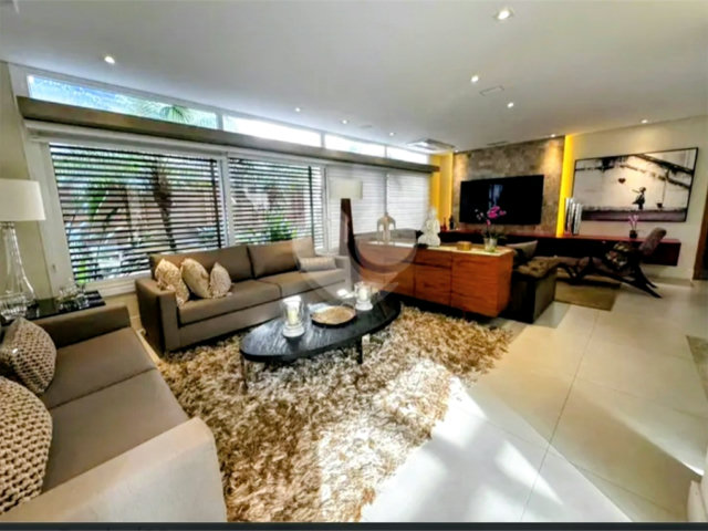 Casa à venda com 4 suítes no condomínio Tao Residencial, São Paulo - SP