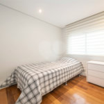 Apartamento à venda com 3 quartos, sendo 2 suítes, em Vila Mariana, São Paulo, SP