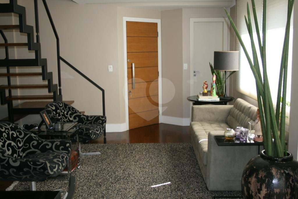 Cobertura à venda com 3 quartos, sendo 1 suíte, em Vila Suzana, São Paulo, SP