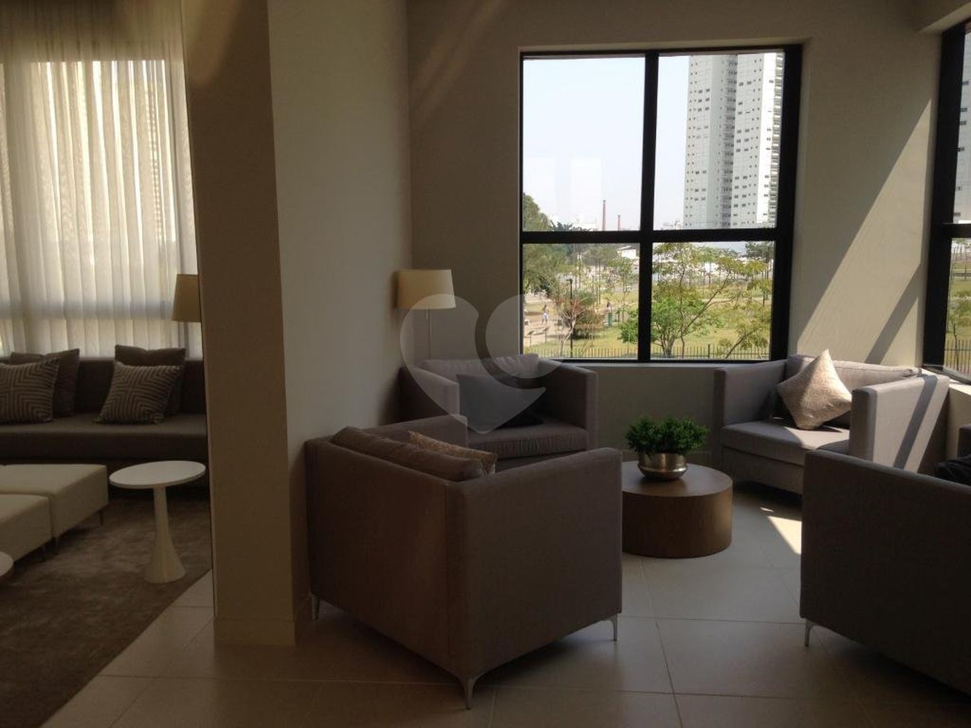 Apartamento à venda com 2 quartos, sendo 1 suíte, em Água Branca, São Paulo, SP