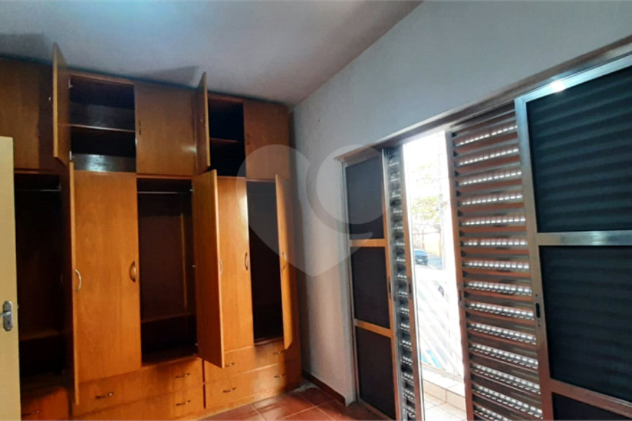 Sobrado à venda com 3 quartos em Jardim Guairaca, São Paulo, SP