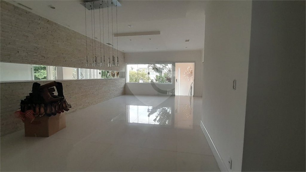 Sobrado à venda com 6 quartos, sendo 5 suítes, no Centro, São Bernardo do Campo, SP