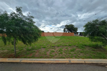 Terreno à venda em Jardim Nova Era, Itapetininga, SP