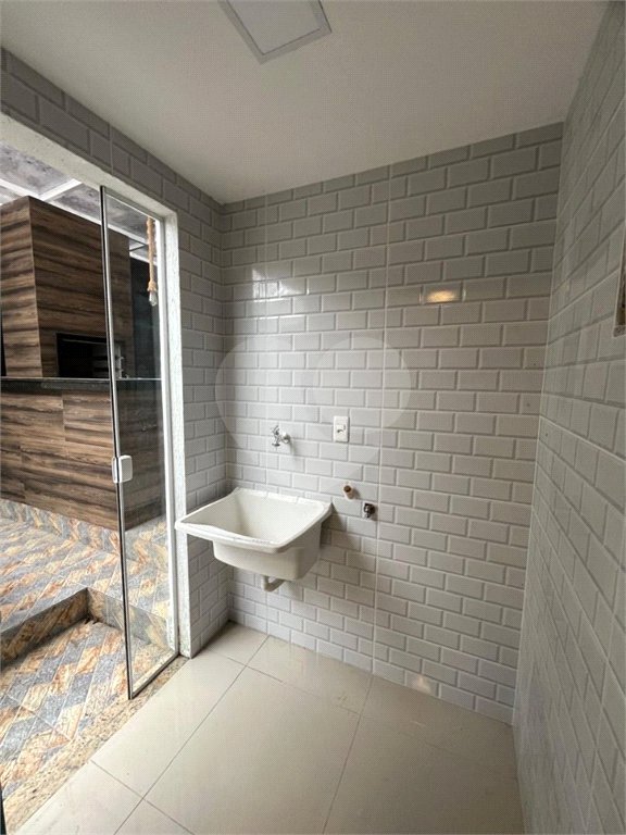 Casa à venda com 3 quartos, sendo 2 suítes, no condomínio Notting Hill - Campo Grande, Rio de Janeiro - RJ