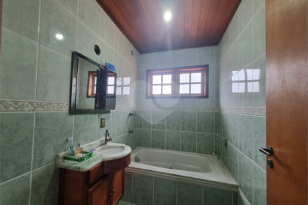 Casa à venda com 3 quartos, sendo 1 suíte, no condomínio Ibiti do Paço, Sorocaba - SP