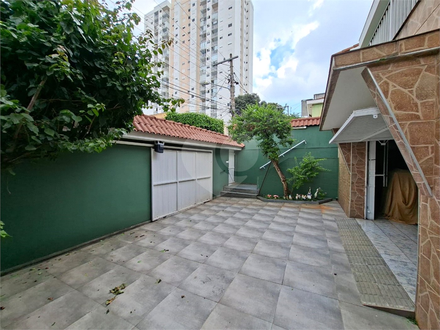 Casa à venda ou para alugar com 4 quartos, sendo 2 suítes, em Vila Mazzei, São Paulo, SP