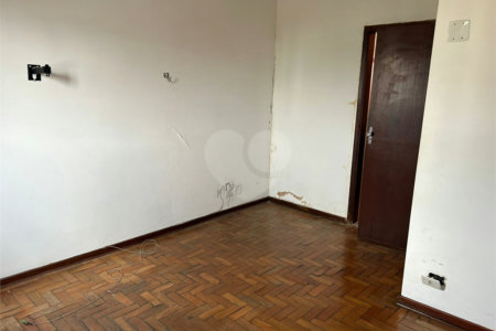 Casa à venda com 3 quartos, sendo 2 suítes, em Planalto Paulista, São Paulo, SP