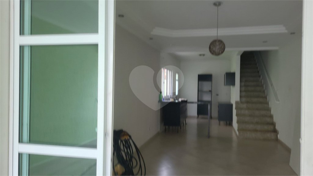 Casa à venda com 2 suítes, em Cidade Nova Arujá, Arujá, SP