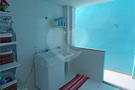 Casa à venda com 4 quartos, sendo 3 suítes, em Campo Grande, Rio de Janeiro, RJ