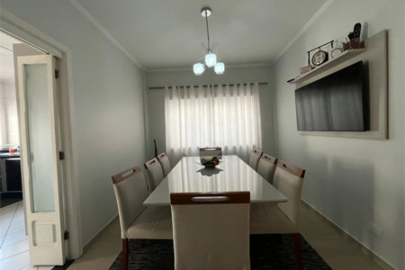 Casa à venda com 4 quartos, sendo 1 suíte, em Vila Maria Alta, São Paulo, SP