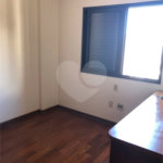 Apartamento à venda com 2 quartos, sendo 1 suíte, no Centro, Araraquara, SP