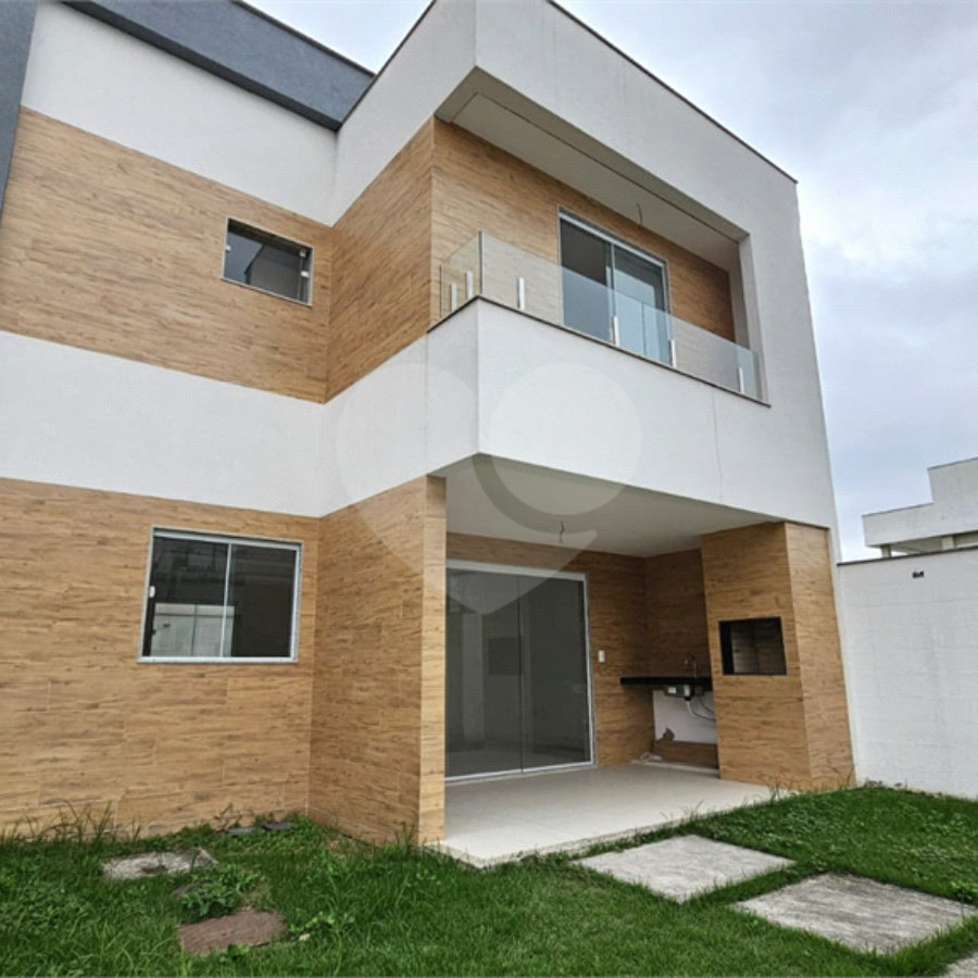 Casa à venda com 4 quartos, sendo 3 suítes, no condomínio Grand Park, Rio de Janeiro - RJ