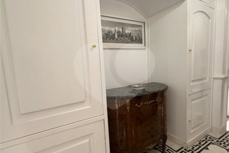 Casa Térrea à venda com 4 suítes em Anchieta, São Bernardo do Campo, SP