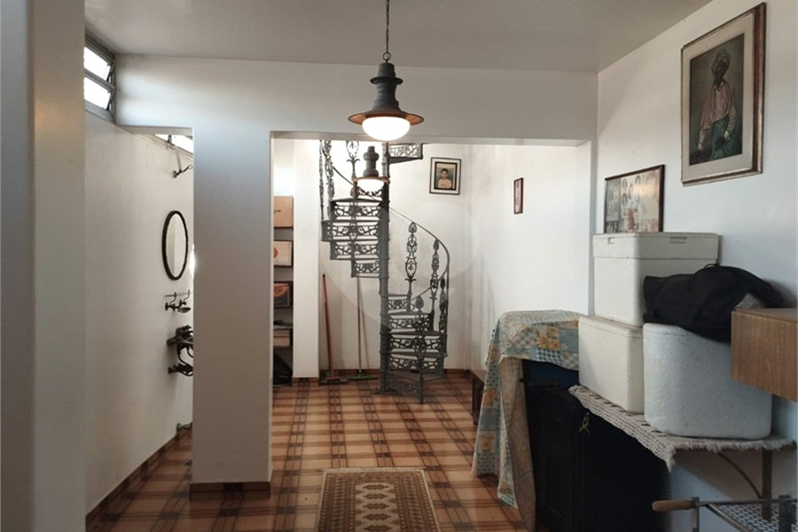 Sobrado à venda com 4 quartos, sendo 1 suíte, em Tremembé, São Paulo, SP