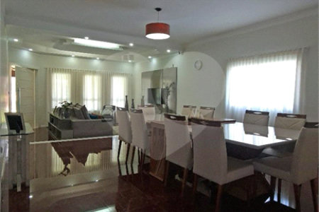 Chácara à venda com 7 quartos, sendo 3 suítes, em Recanto dos Bandeirantes, Porto Feliz, SP