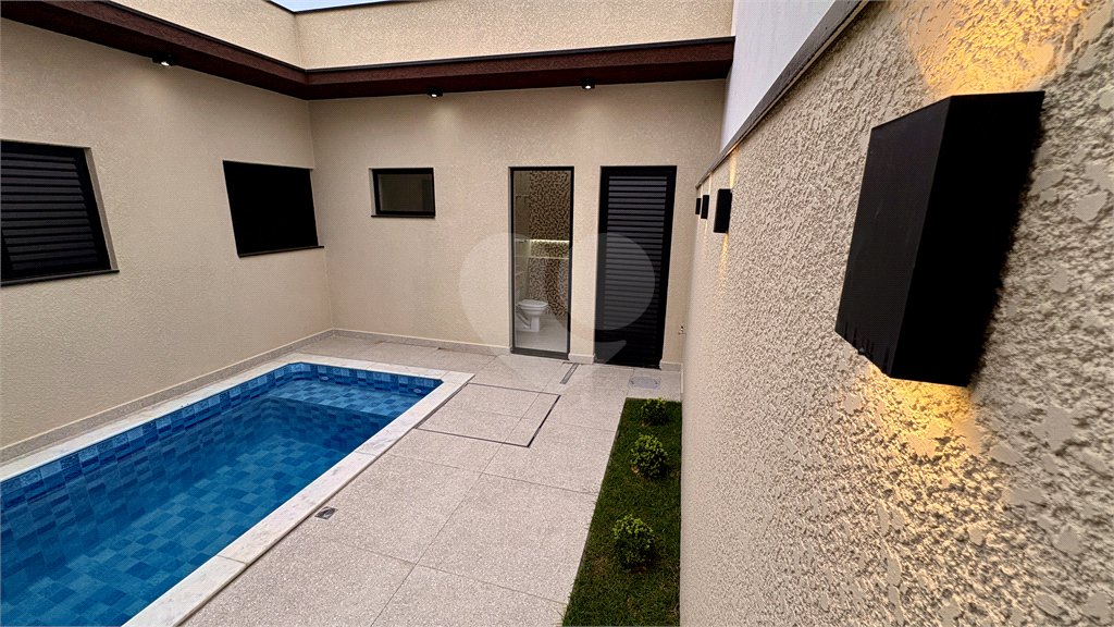Casa à venda com 3 quartos, sendo 1 suíte, no condomínio Residencial Villagio Wanel, Sorocaba - SP