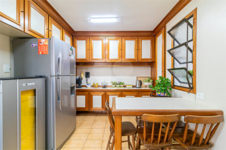 Duplex à venda com 4 quartos, sendo 3 suítes, em Campo Belo, São Paulo, SP
