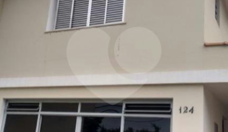 Sobrado à venda com 3 quartos, sendo 1 suíte,  em Parque Vitória, São Paulo, SP