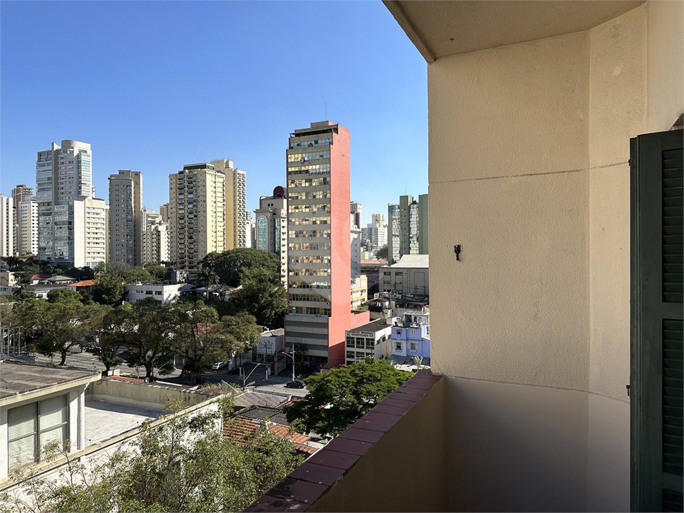 Apartamento à venda com 3 quartos, sendo 1 suíte, em Santa Cecília, São Paulo, SP